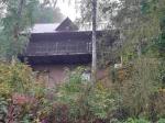 Nieruchomość składa się z zabudowanej działki o nr 1333/8 o pow. 0,05 ha, położonej w miejscowości Czchów,