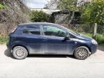 Samochód osobowy Fiat Punto EVO w kolorze czarnym
