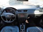 Samochód osobowy Seat Toledo, sedan koloru białego. 