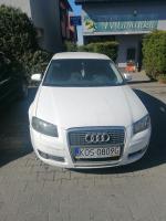 Samochód osobowy Audi A3 w kolorze białym