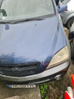 Samochód osobowy KIA Sorento kombi, w kolorze granatowym, rok produkcji 2002, przebieg ok. 259 tysięcy km, olej napędowy