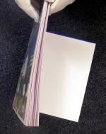 Oględziny kartek papieru brulionu, które poddano testom narkotykowym