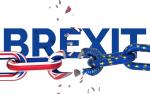 Pękający łańcuch pomalowany do połowy na wzór flagi Wielkiej Brytanii, a w drugiej części na wzór flagi Unii Europejskiej, w tle napis BREXIT.